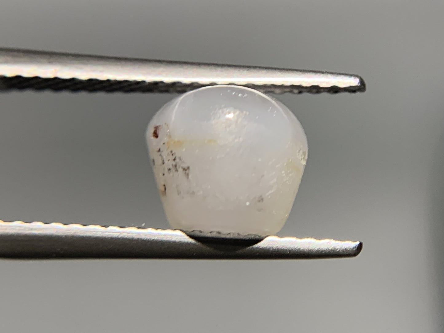スターサファイア 4.828ct 宝石ソーティング付き 8.0㎜×7.5㎜×6.8㎜ ルース( 裸石 ) 1781Y
