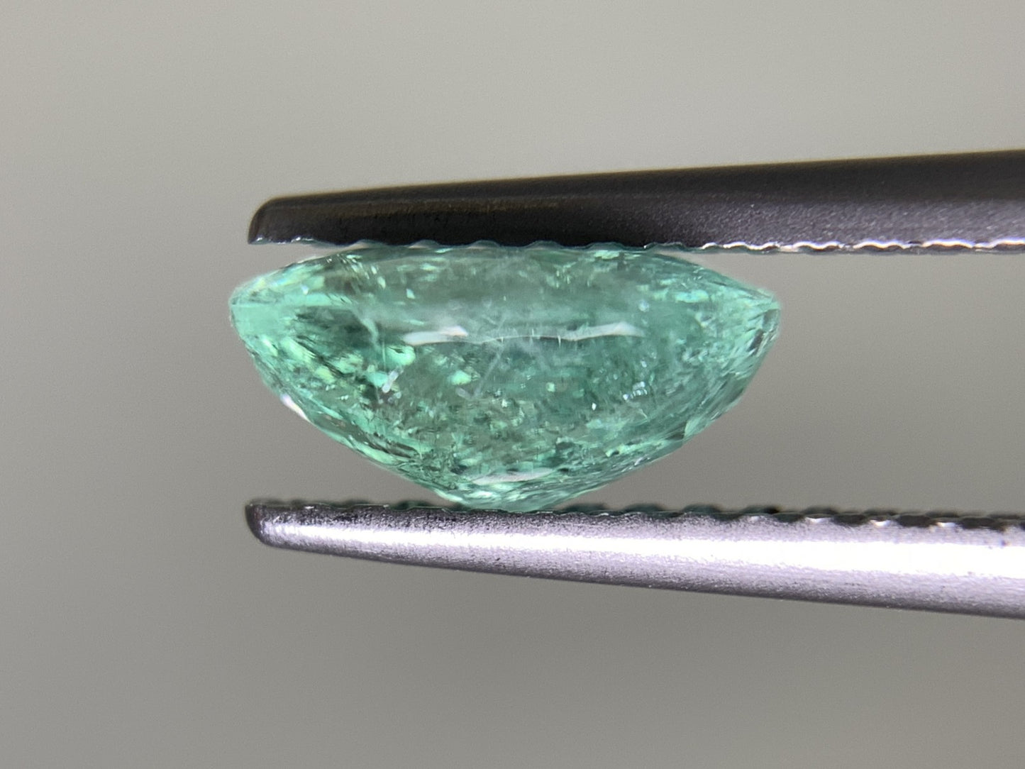 パライバトルマリン 1.30ct GIA宝石鑑別書付き 7.97㎜×6.13㎜×3.94㎜ ルース( 裸石 ) 2265Y