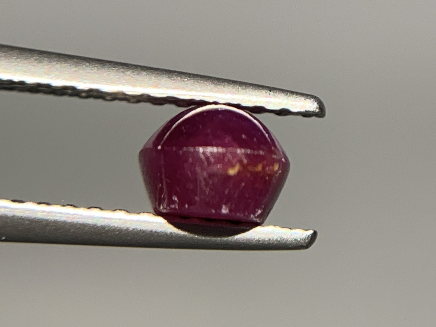 スターサファイア 1.505ct 宝石ソーティング付き 6.9㎜×5.1㎜×3.9㎜ ルース( 裸石 ) 2717Y