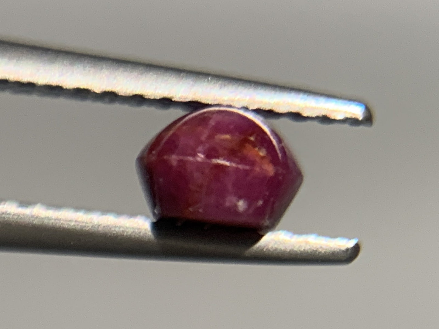スターサファイア 1.336ct 宝石ソーティング付き 7.0㎜×5.1㎜×3.5㎜ ルース( 裸石 ) 2738Y