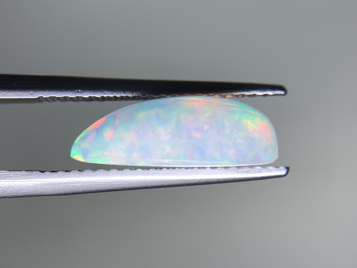 オパール 2.622ct 半クリスタル 宝石ソーティング付き 13.9㎜×7.3㎜×4.8㎜ ルース( 裸石 ) 3042Y