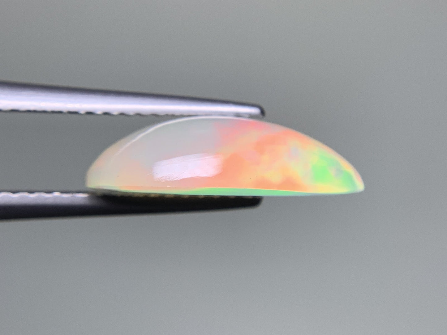 オパール 2.337ct 宝石ソーティング付き 15.0㎜×8.9㎜×4.2㎜ ルース( 裸石 ) 3632Y