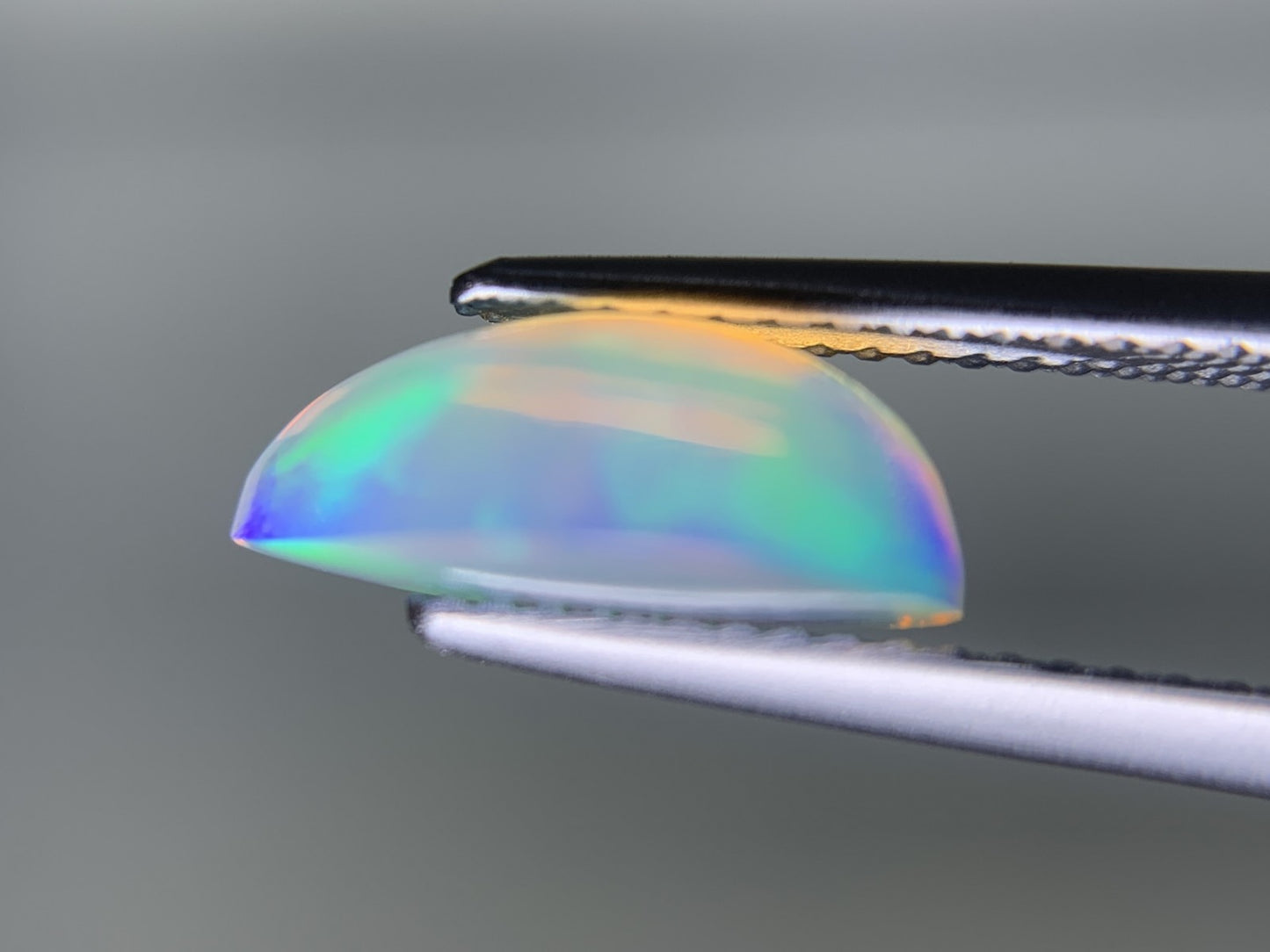 オパール 2.258ct 宝石ソーティング付き 12.3㎜×8.7㎜×4.8㎜ ルース( 裸石 ) 3913Y