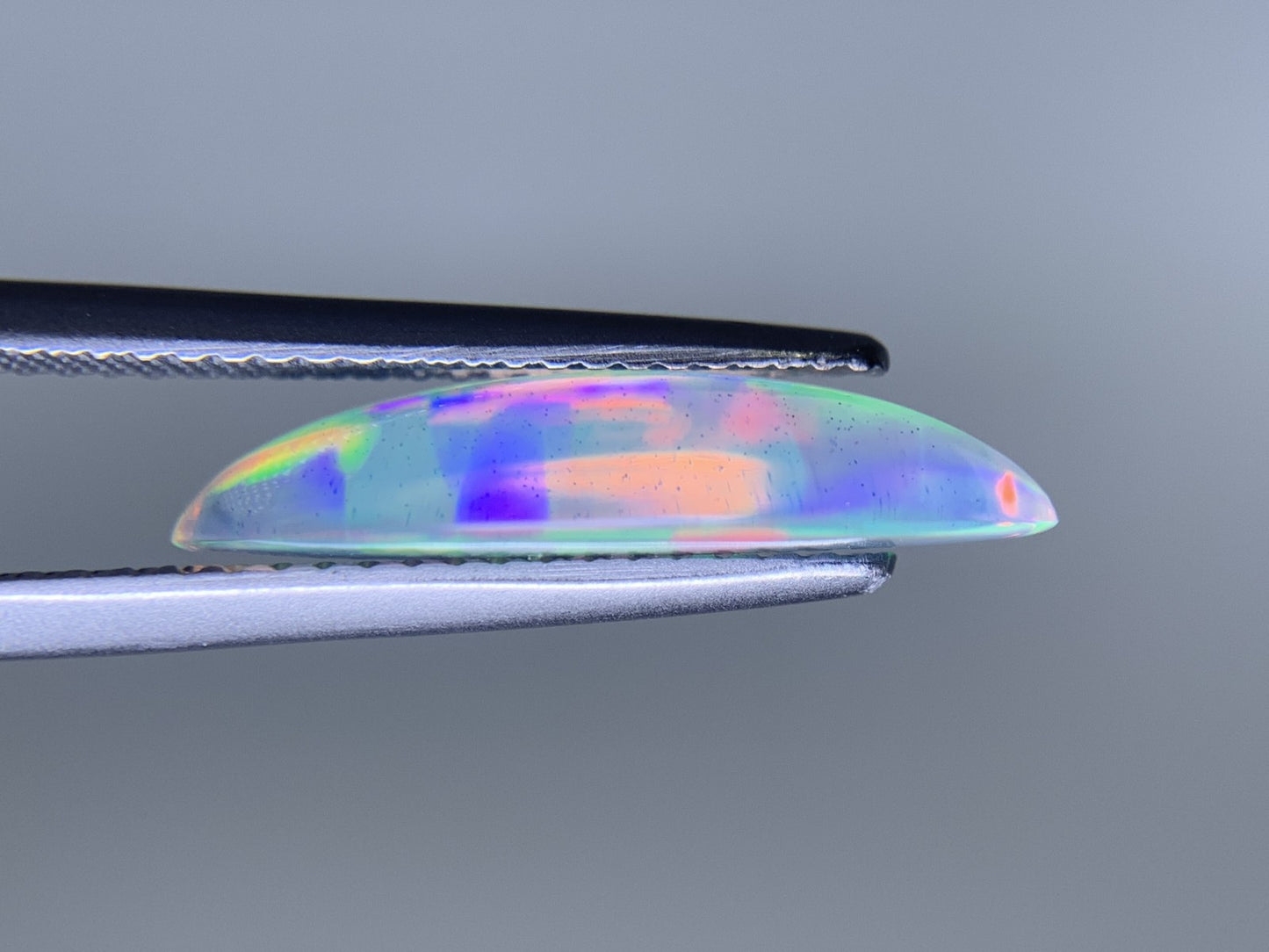 オパール 2.933ct 宝石ソーティング付き 18.0㎜×8.8㎜×3.9㎜ ルース( 裸石 ) 3936Y