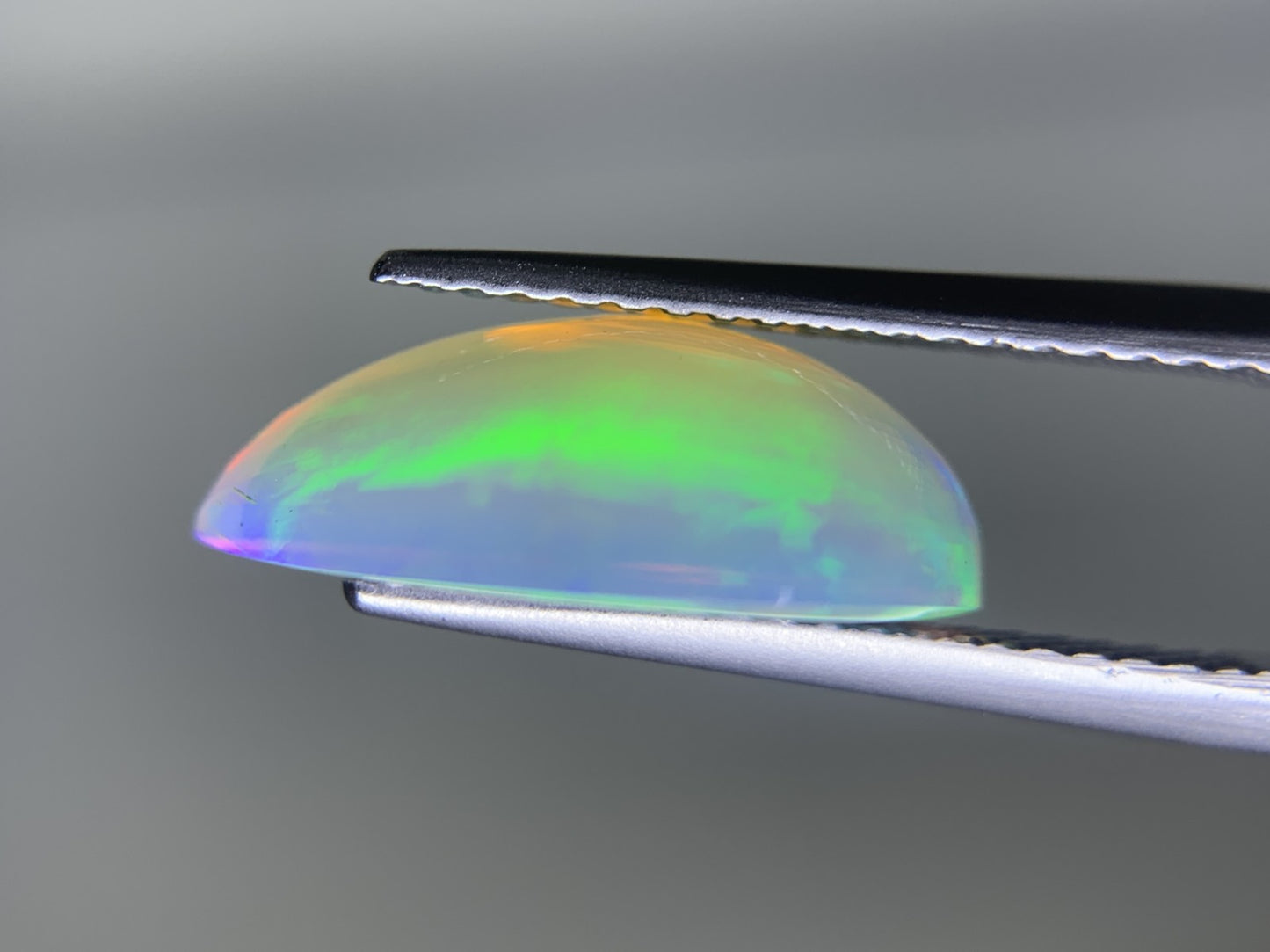 オパール 3.391ct 宝石ソーティング付き 14.9㎜×9.0㎜×5.3㎜ ルース( 裸石 ) 3943Y