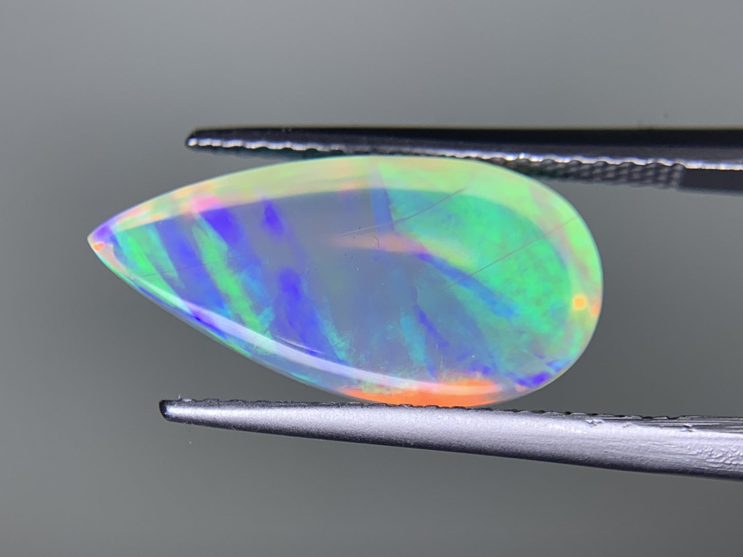 オパール 4.025ct 宝石ソーティング付き 16.9㎜×8.3㎜×5.5㎜ ルース( 裸石 ) 3950Y
