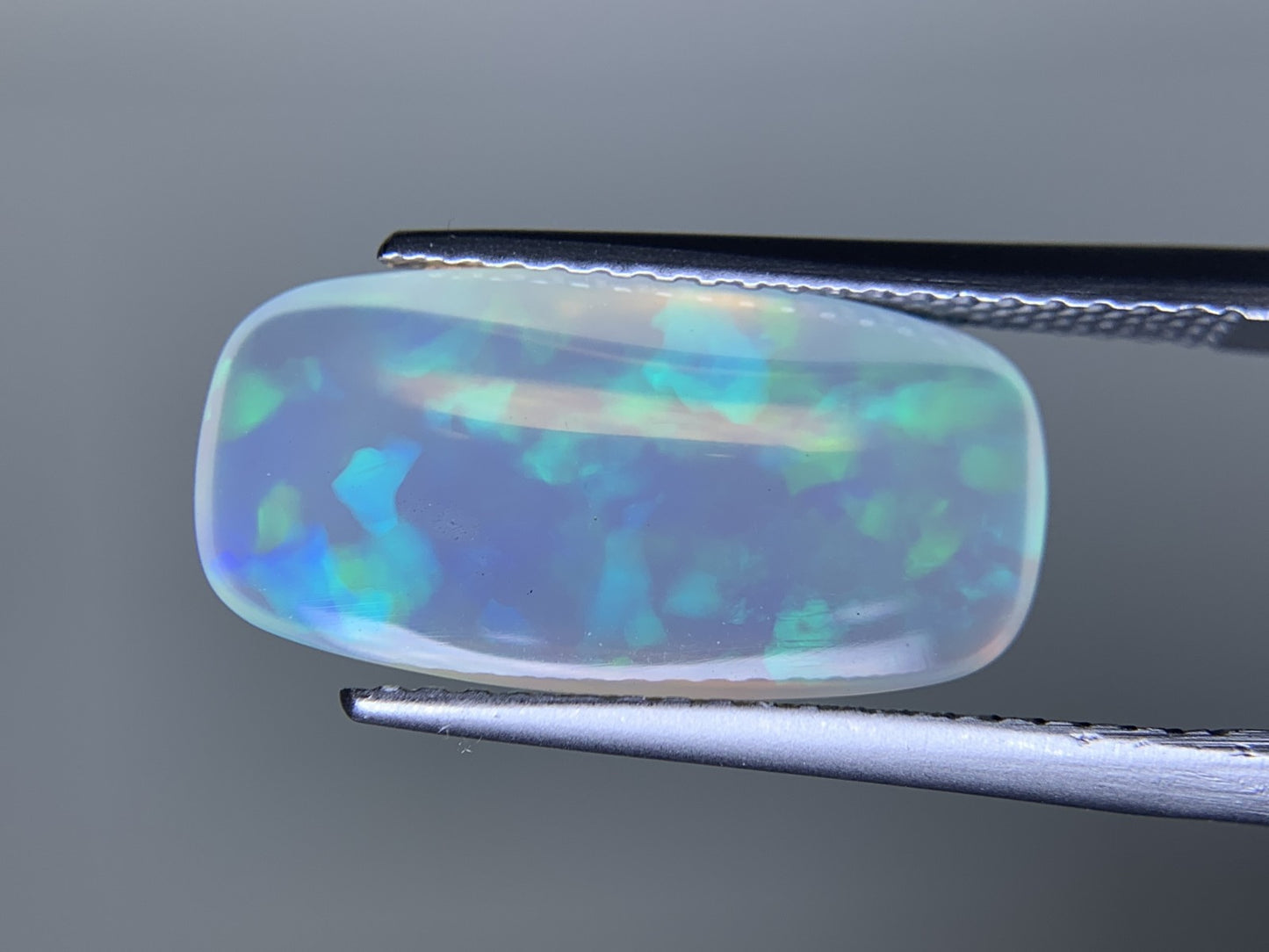 オパール 3.160ct 宝石ソーティング付き 16.7㎜×8.4㎜×4.3㎜ ルース( 裸石 ) 3959Y