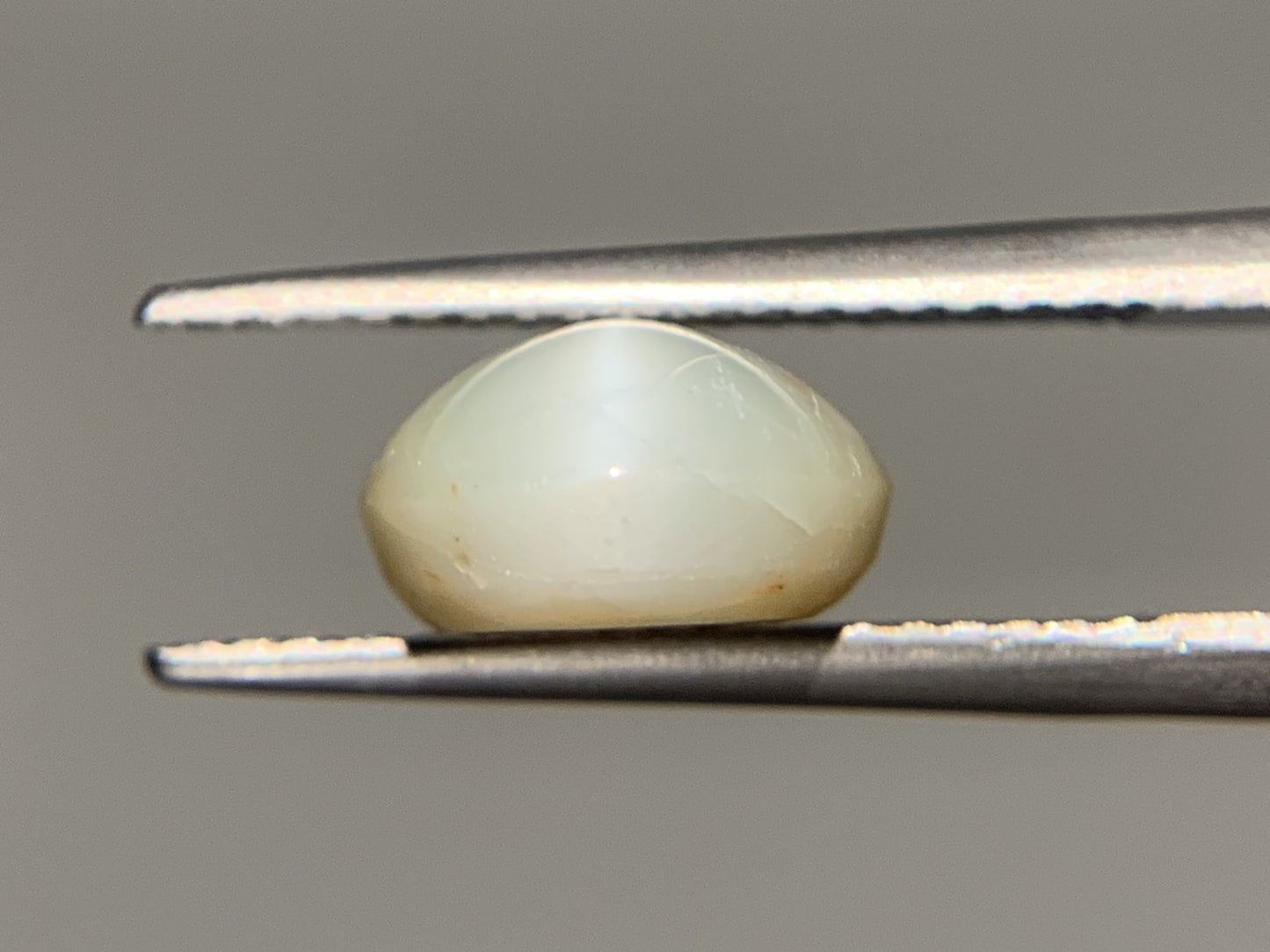 クリソベリルキャッツアイ 5.331ct 中央宝石ソーティング付き 11.3㎜×9.0㎜×5.2㎜ ルース( 裸石 ) 4019Y