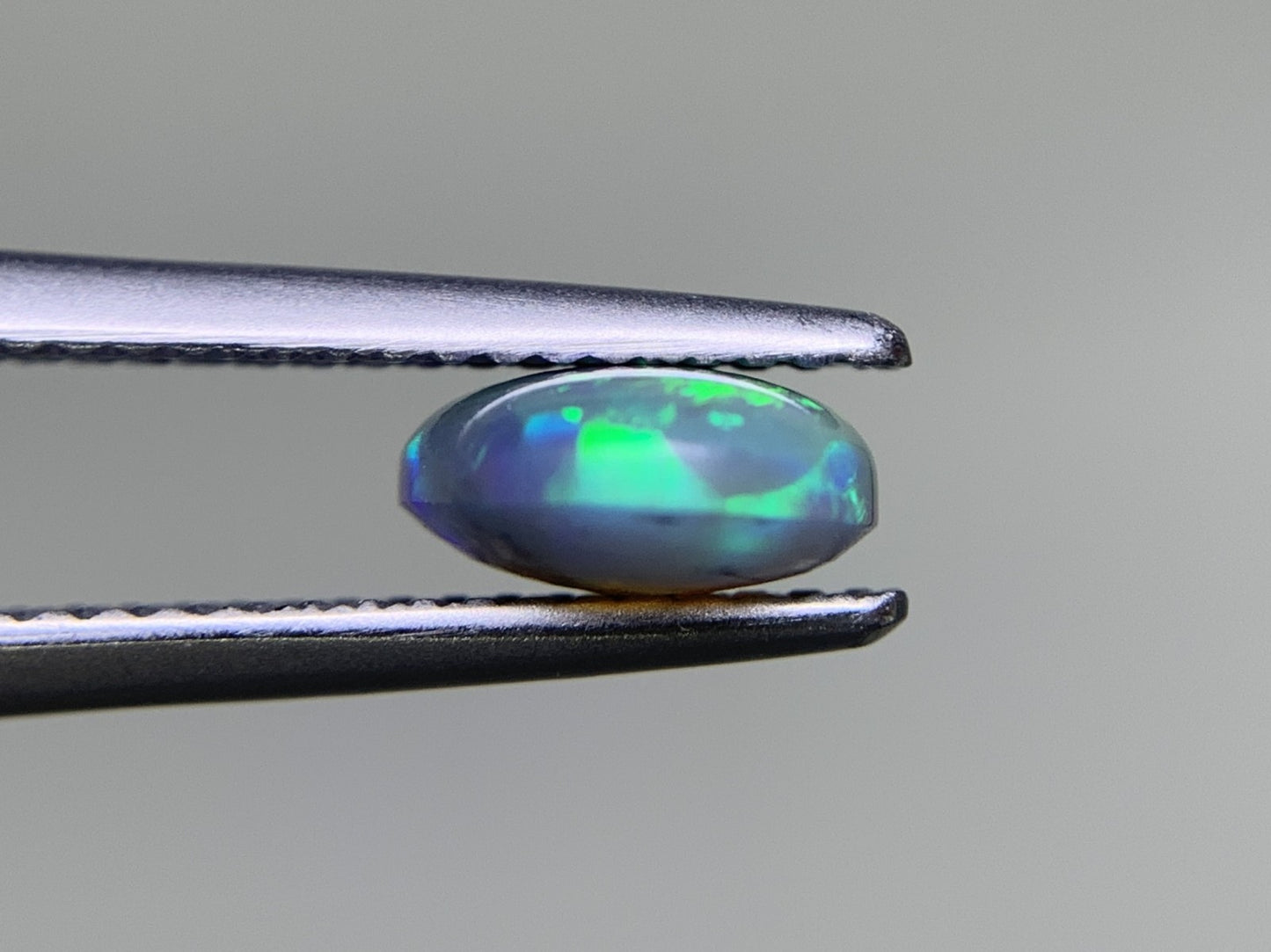 ブラックオパール 1.454ct 宝石ソーティング付き 14.0㎜×8.4㎜×4.8㎜ ルース( 裸石 ) 4048Y