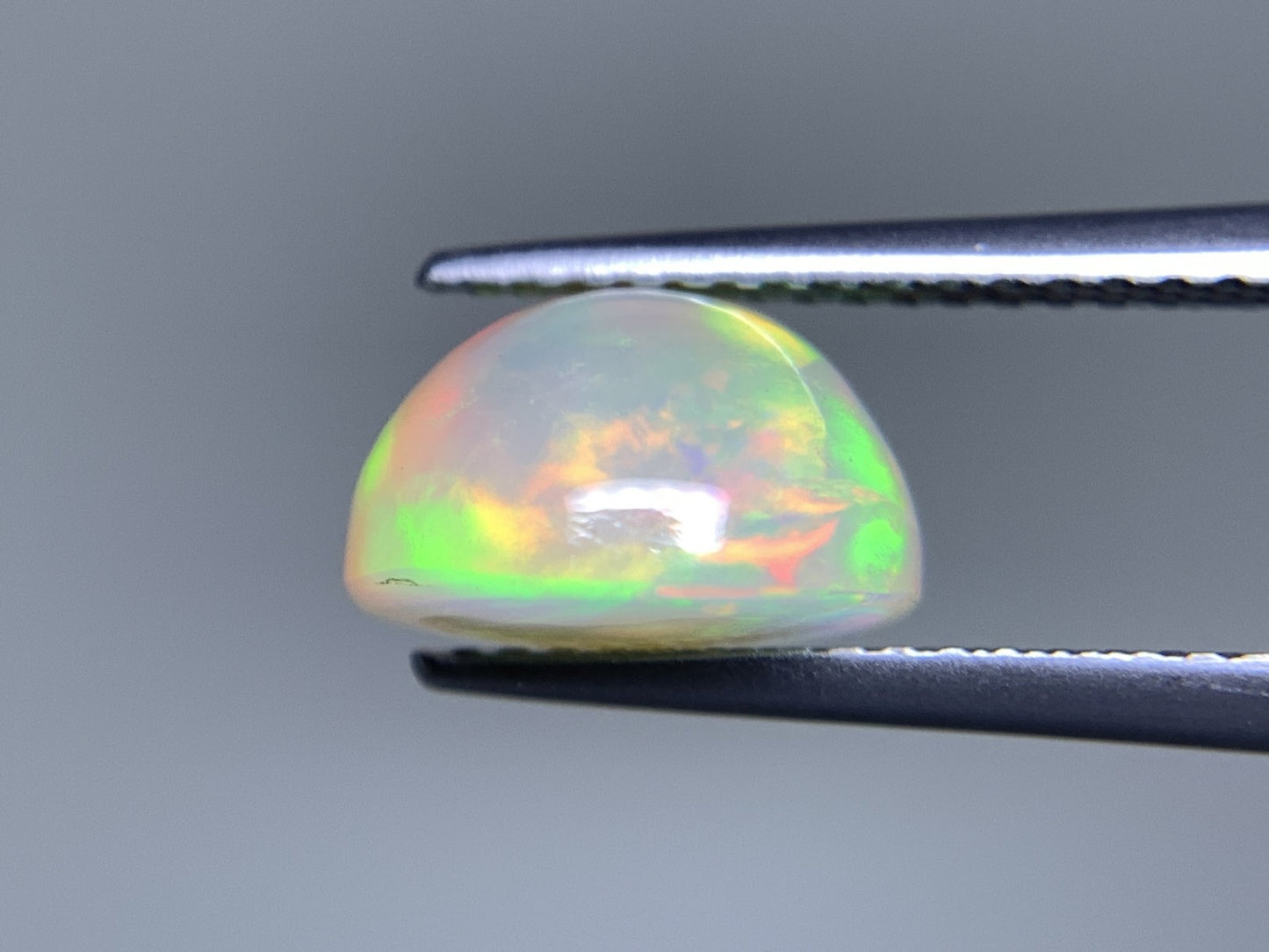 オパール 2.603ct 宝石ソーティング付き 9.6㎜×9.5㎜×6.0㎜ 天然 ルース( 裸石 ) 4443Y