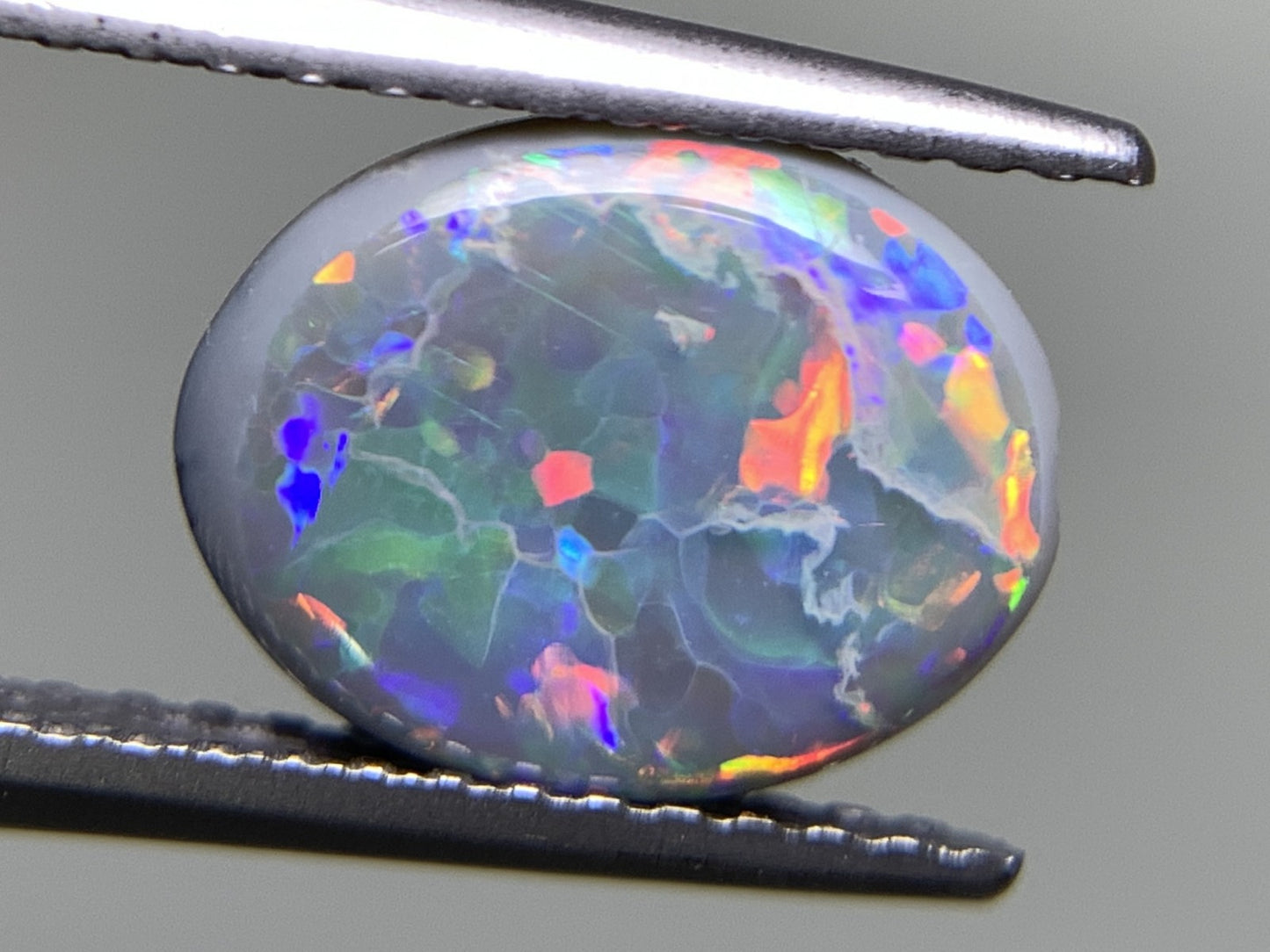 ブラックオパール 1.213ct 中央宝石ソーティング付き 9.7㎜×7.6㎜×2.6㎜ 天然 ルース( 裸石 ) 4514Y