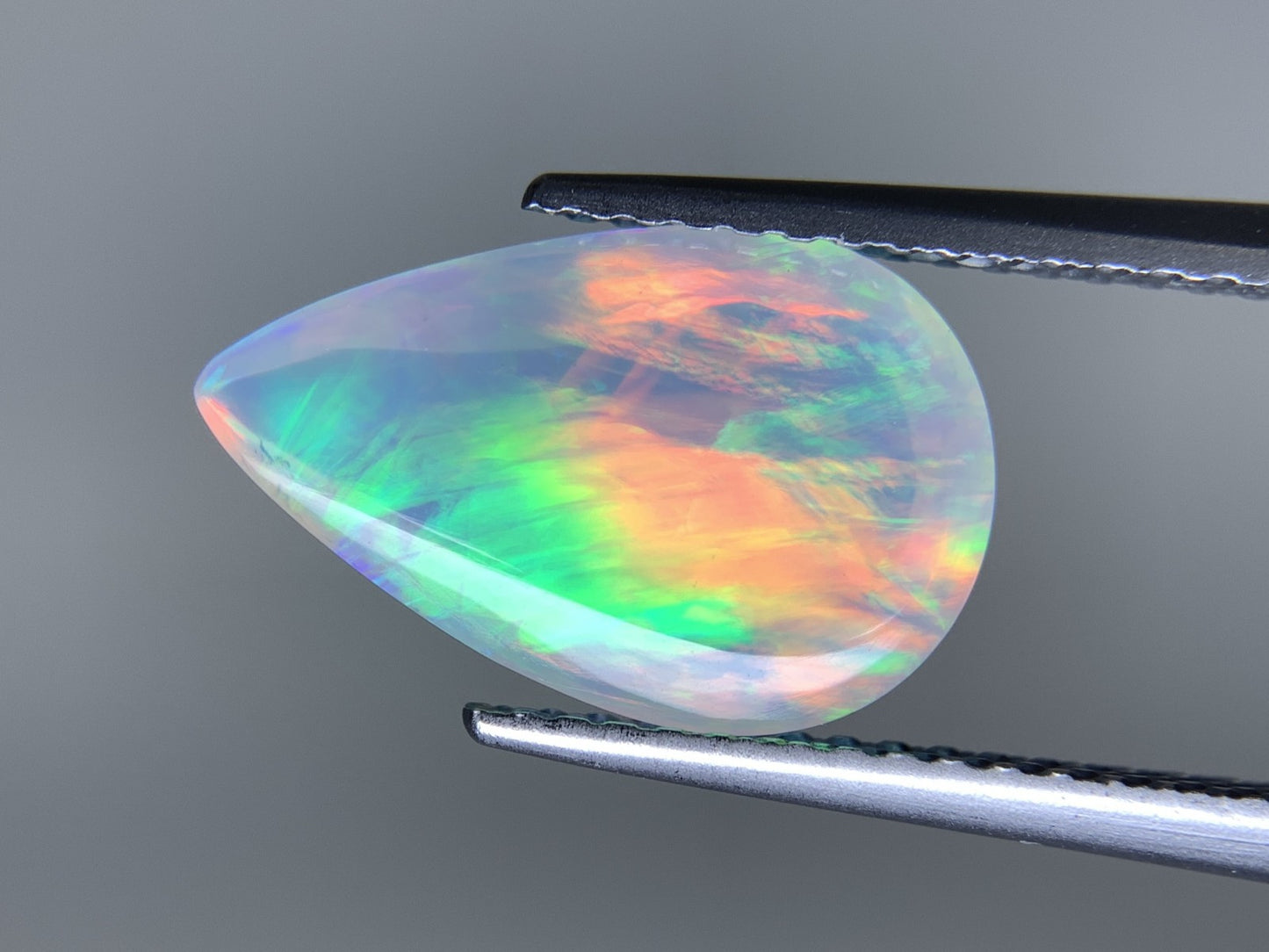 オパール 2.374ct 宝石ソーティング付き 13.6㎜×8.7㎜×5.3㎜ 天然 ルース( 裸石 ) 4538Y