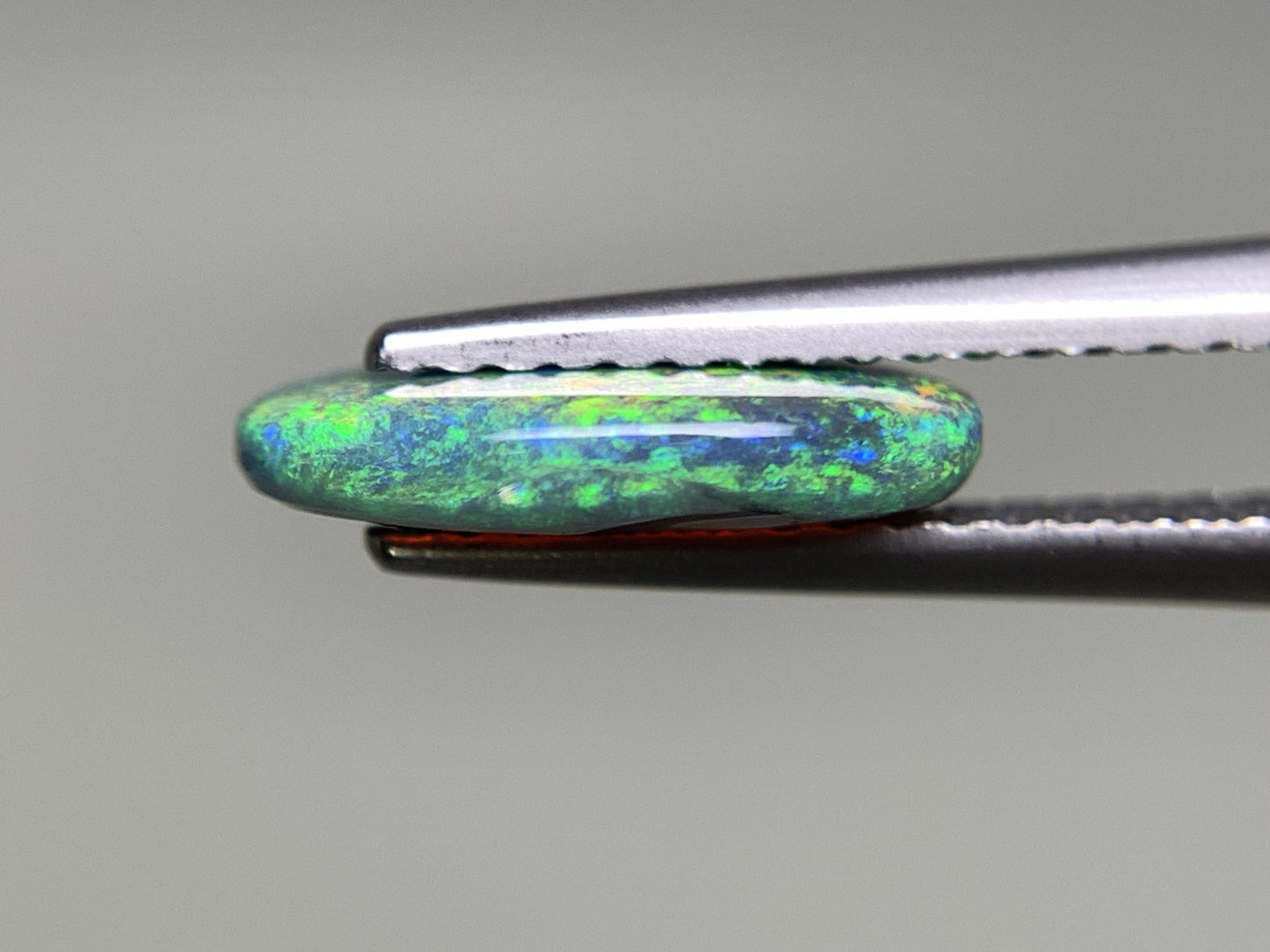 ブラックオパール 1.249ct 中央宝石ソーティング付き 11.1㎜×6.8㎜×2.4㎜ 天然 ルース( 裸石 ) 4600Y