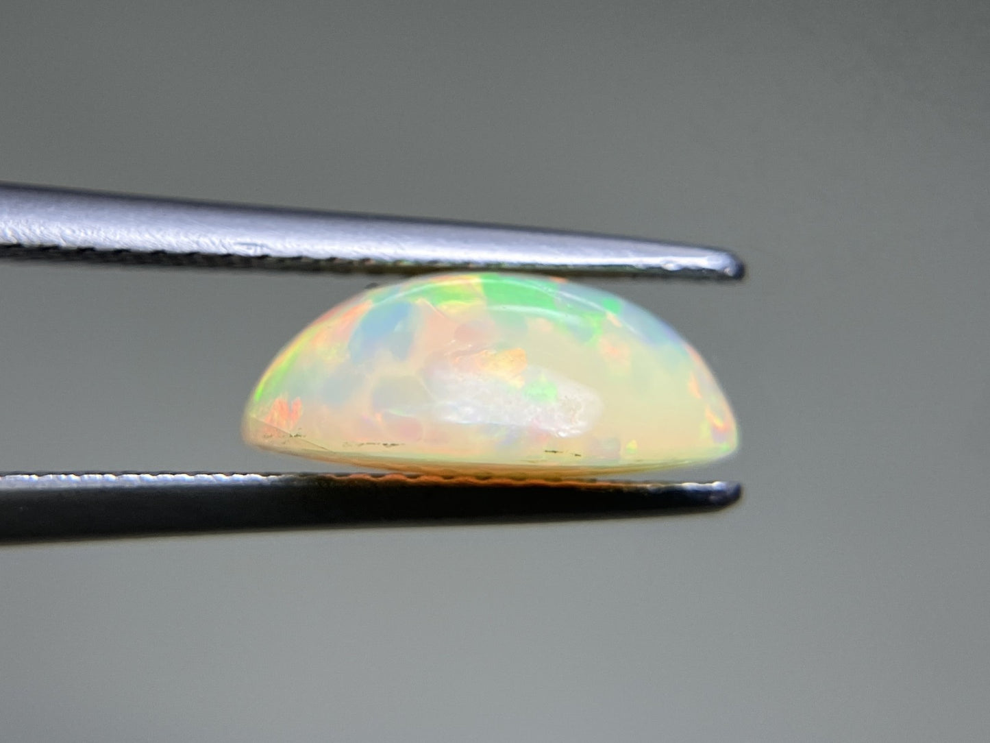 オパール 2.807ct 宝石ソーティング付き 12.3㎜×9.5㎜×5.2㎜ 天然 ルース( 裸石 ) 4435YY