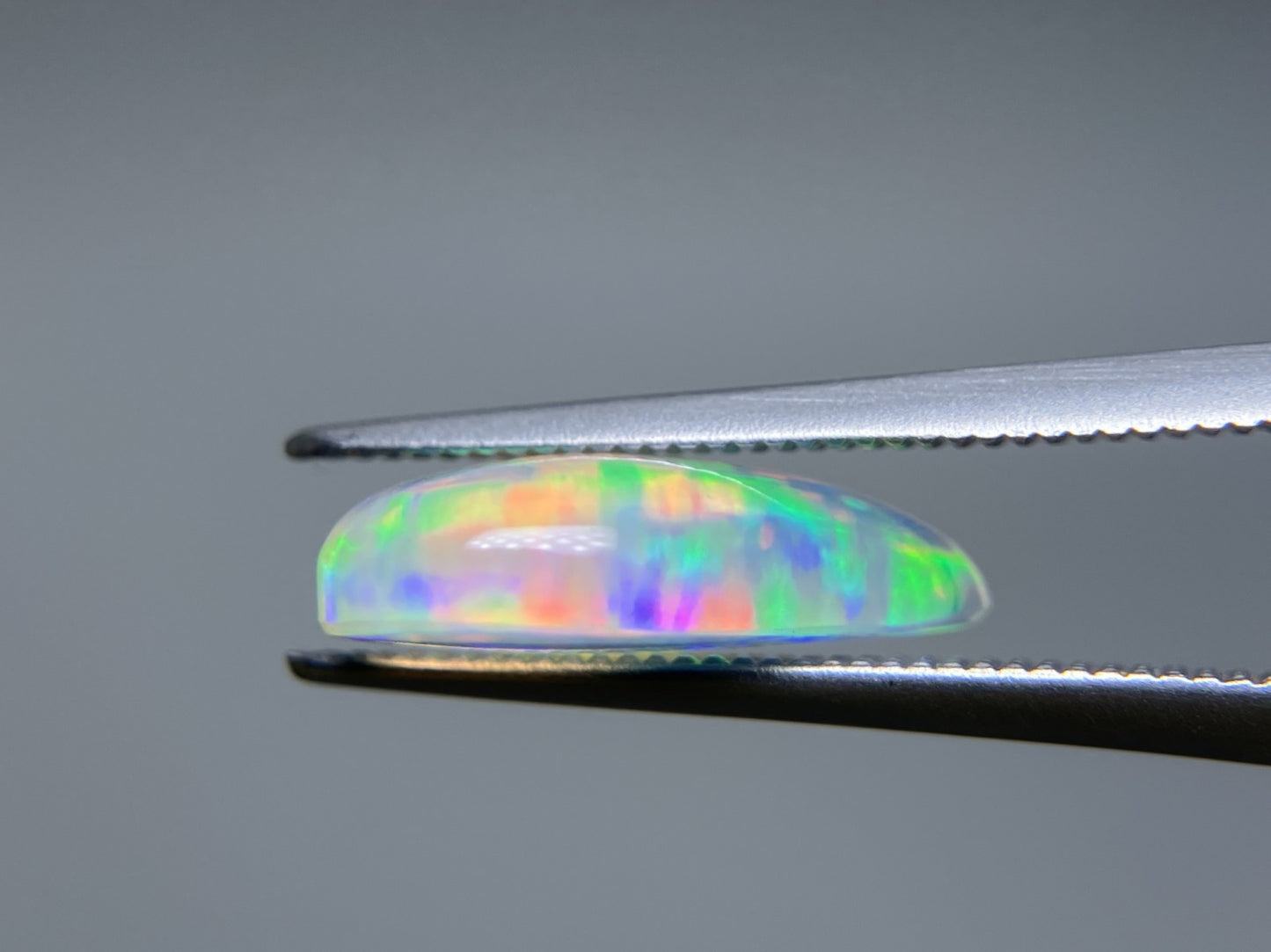 オパール 2.301ct 宝石ソーティング付き 13.9㎜×7.8㎜×4.1㎜ ルース( 裸石 ) 4545S
