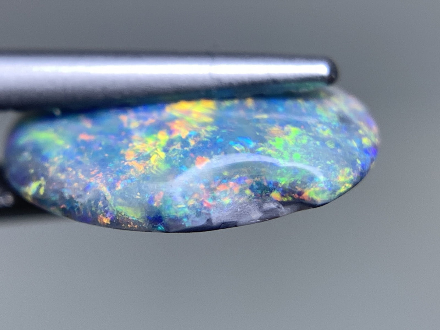 ブラックオパール 天然 1.383ct 宝石ソーティング付き 10.8㎜×8.2㎜×2.7㎜ ルース( 裸石 ) 5890Y