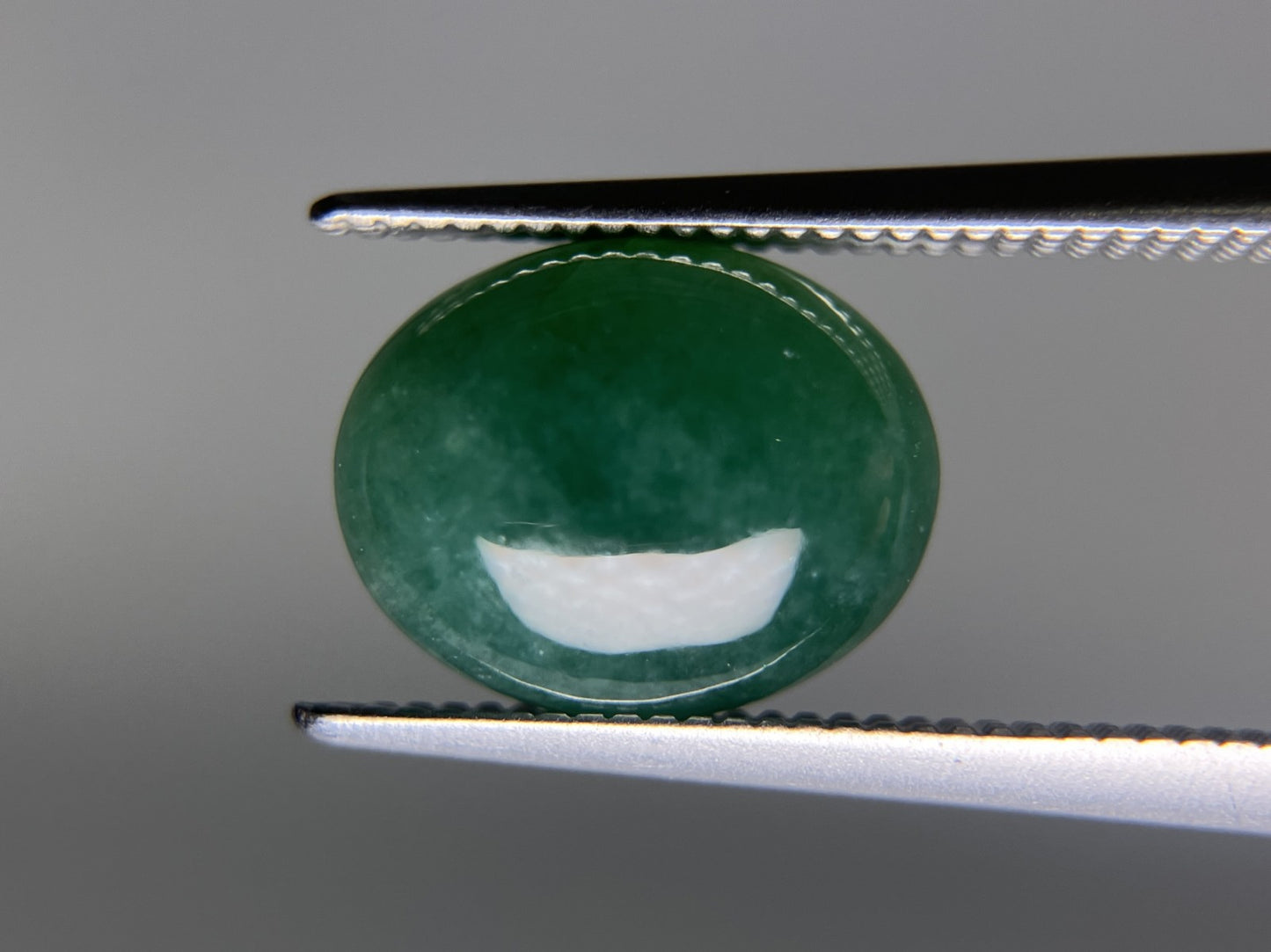 ひすい(ヒスイ 翡翠) 3.572ct 宝石ソーティング付き 10.3㎜×8.2㎜×4.5㎜ ルース( 裸石 ) 4827K
