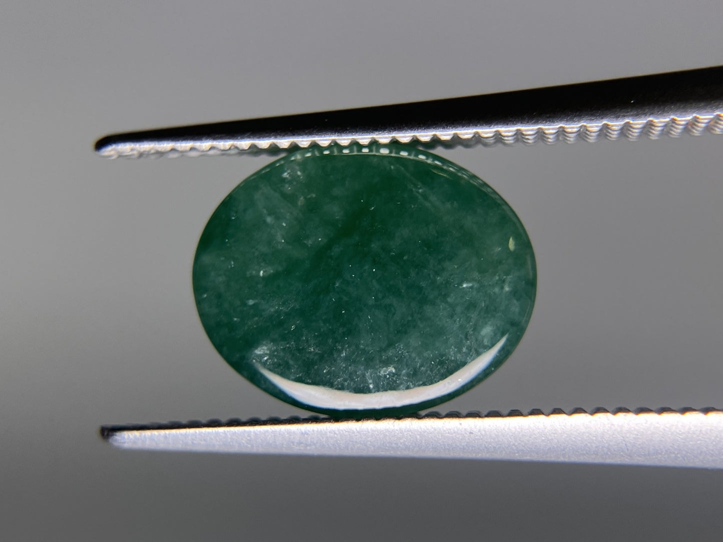 ひすい(ヒスイ 翡翠) 3.572ct 宝石ソーティング付き 10.3㎜×8.2㎜×4.5㎜ ルース( 裸石 ) 4827K