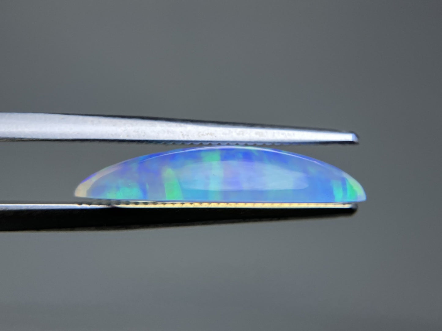 オパール 2.228ct 宝石ソーティング付き 18.8㎜×7.4㎜×3.6㎜ ルース( 裸石 ) 3878YY