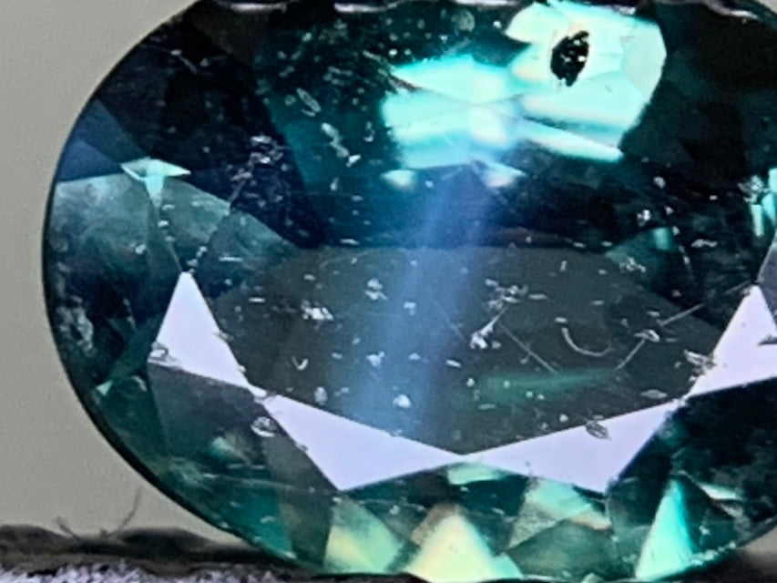アレキサンドライト 0.344ct 中央宝石ソーティング付き 5.1㎜×4.0㎜×2.1㎜ ルース( 裸石 ) 3664Y