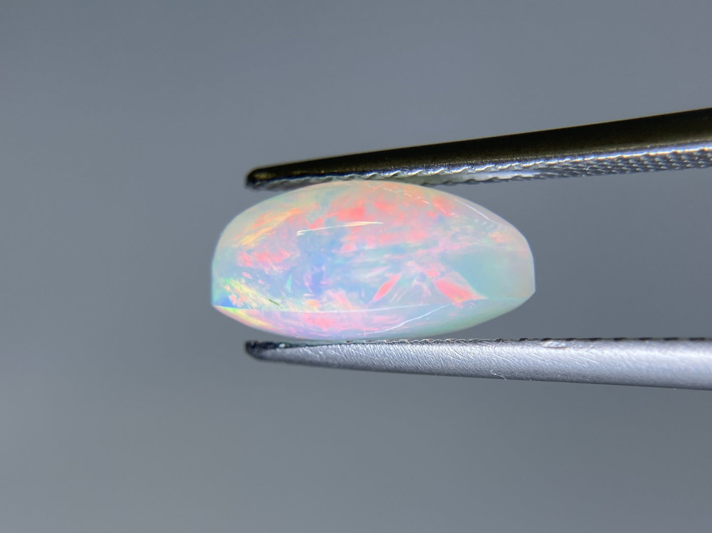 オパール 天然 2.577ct 宝石ソーティング付き 12.3㎜×8.3㎜×6.2㎜ ルース( 裸石 ) 5143K