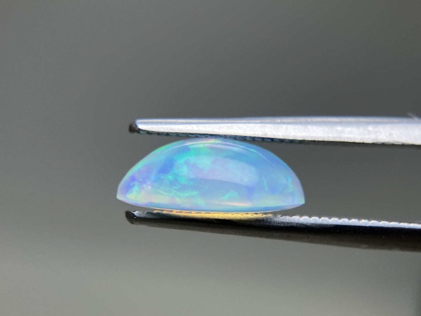 オパール 2.131ct 宝石ソーティング付き 11.3㎜×7.6㎜×4.5㎜ ルース( 裸石 ) 4335YY