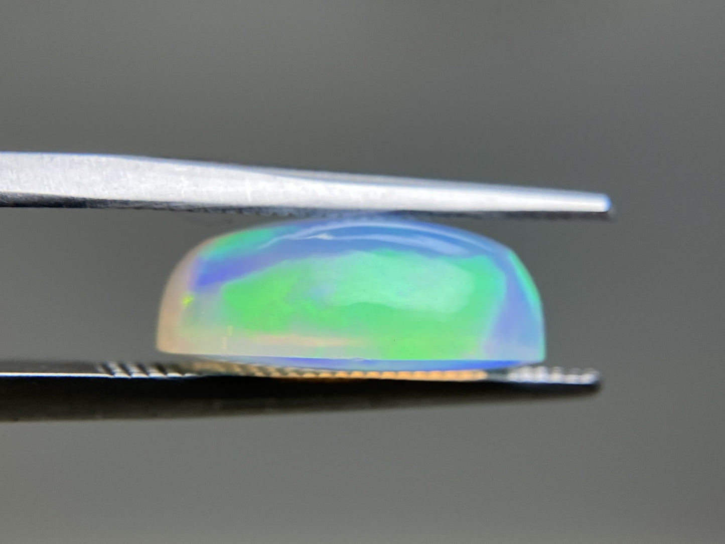 オパール 3.689ct 宝石ソーティング付き 13.8㎜×9.8㎜×5.3㎜ ルース( 裸石 ) 4328YY