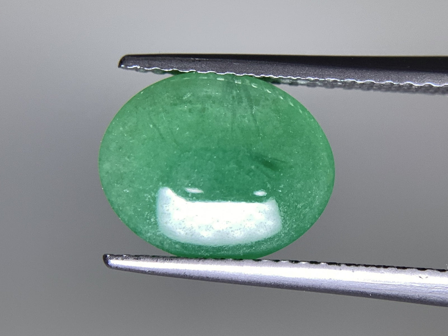 ひすい(ヒスイ 翡翠) 天然 3.803ct 宝石ソーティング付き 11.0㎜×8.9㎜×4.7㎜ ラッピング無料 ルース( 裸石 ) 4828Y