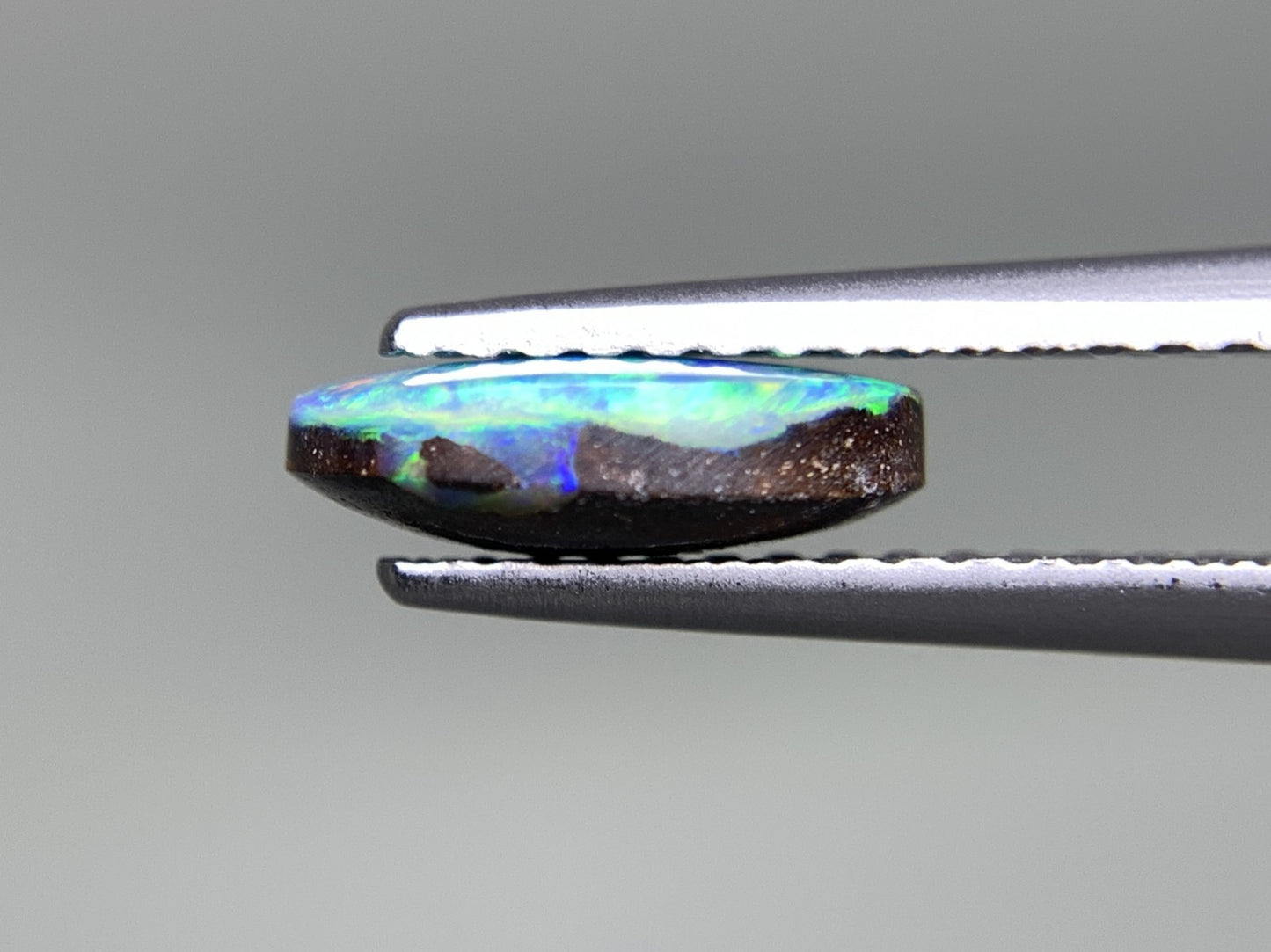 ボルダーオパール 天然 1.160ct 宝石ソーティング付き 9.0㎜×5.4㎜×2.7㎜ ラッピング無料 ルース( 裸石 ) 5000Y