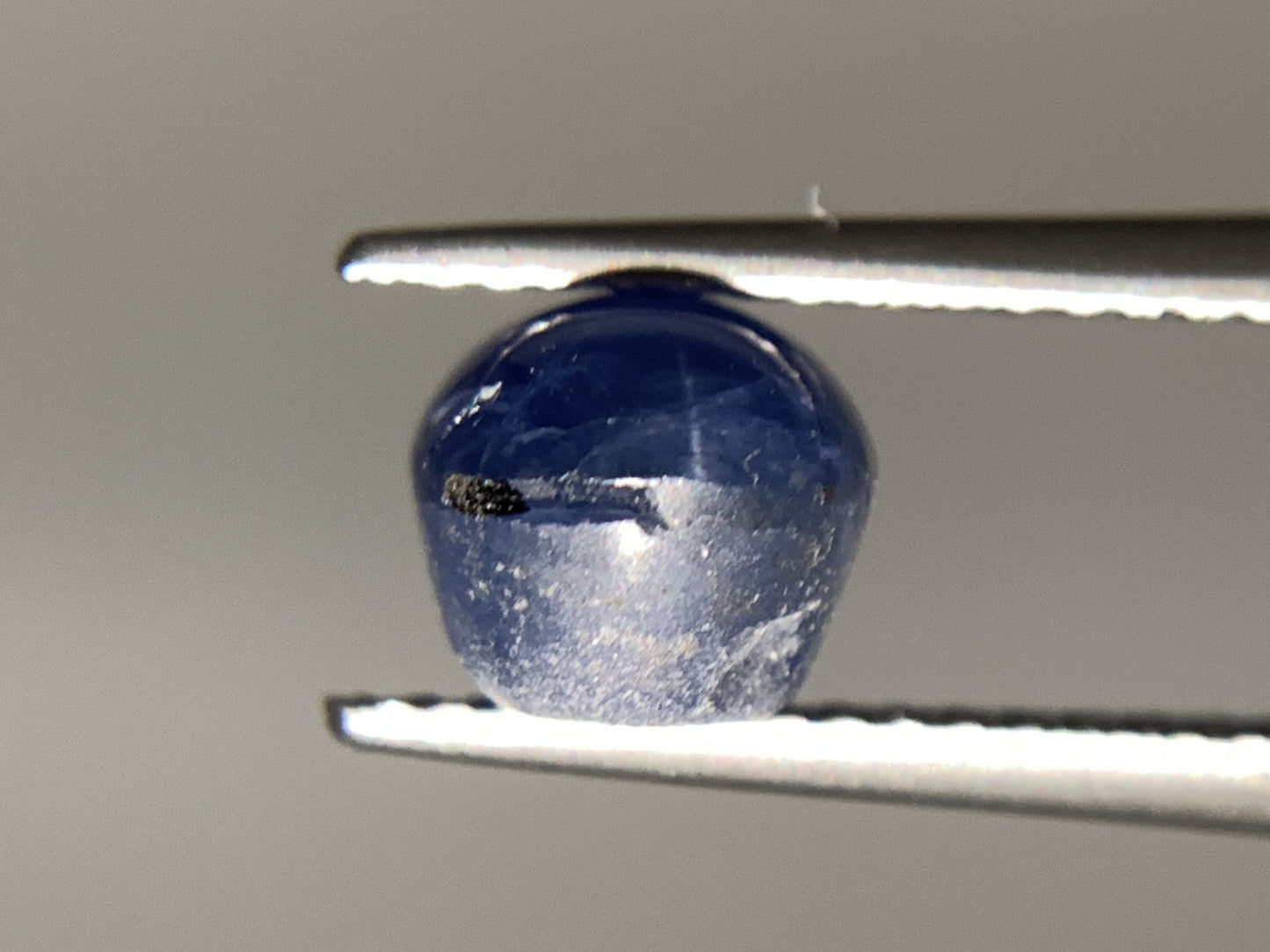 スターサファイア 天然 3.623ct 宝石ソーティング付き 8.3㎜×6.5㎜×5.8㎜ ルース( 裸石 ) 6841Y
