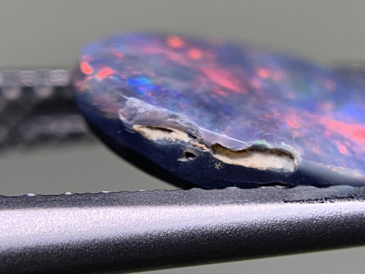 ブラックオパール 1.255ct 宝石ソーティング付き 10.6㎜×6.4㎜×2.7㎜ ルース( 裸石 ) 3571Y