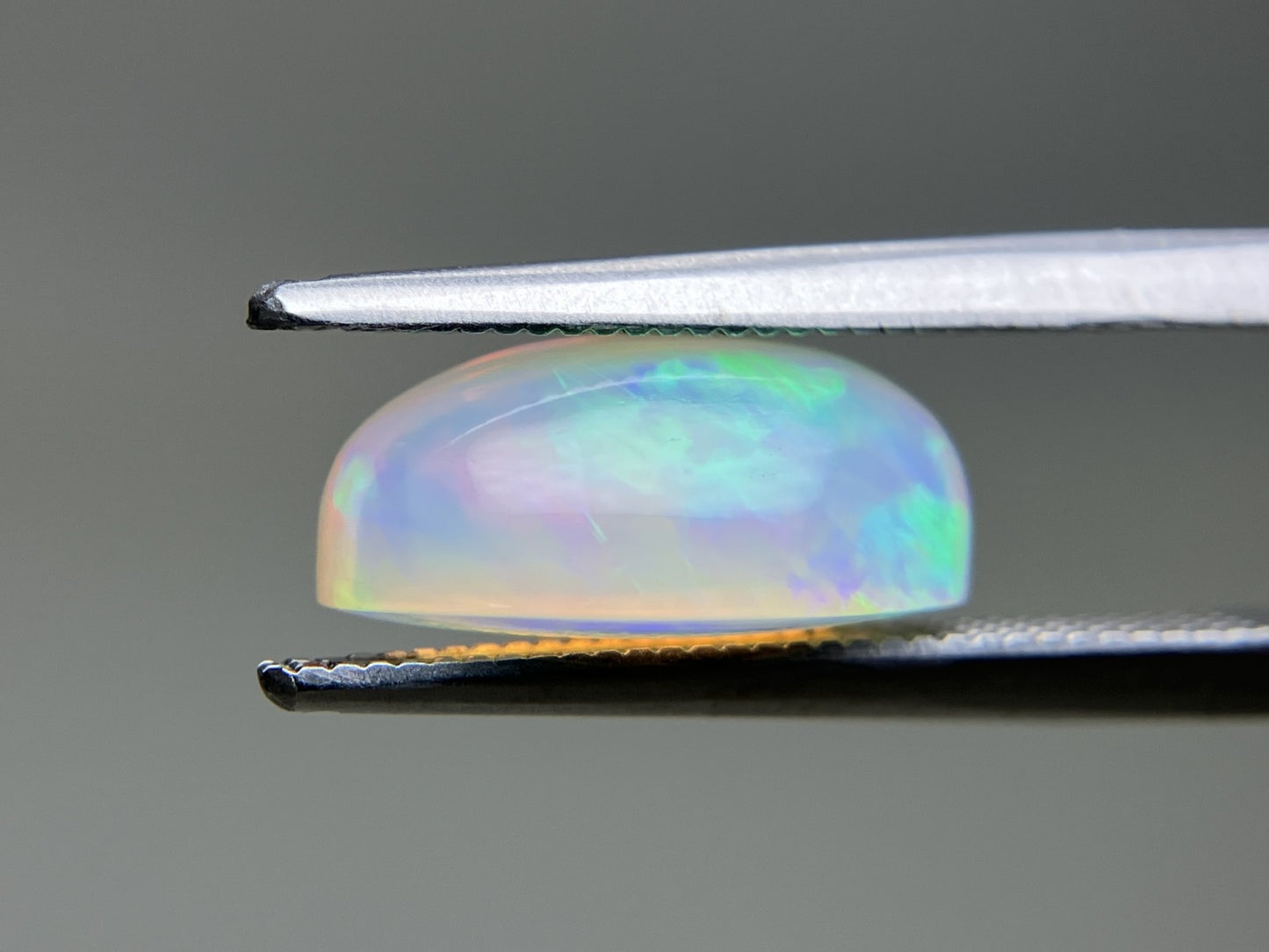 オパール 2.939ct 宝石ソーティング付き 12.0㎜×8.0㎜×5.3㎜ ルース( 裸石 ) 4420YY