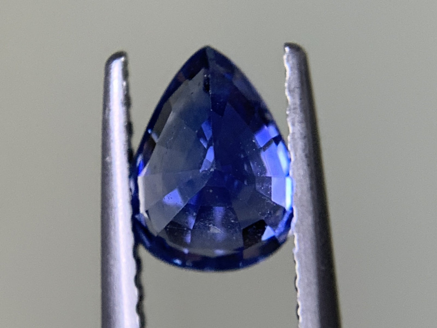サファイア 1.205ct 宝石ソーティング付き 6.9㎜×5.3㎜×4.5㎜ ルース( 裸石 ) 3773Y