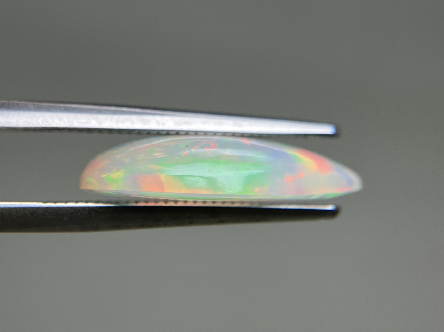 オパール 3.294ct 宝石ソーティング付き 17.8㎜×9.6㎜×4.0㎜ ルース( 裸石 ) 4584YY