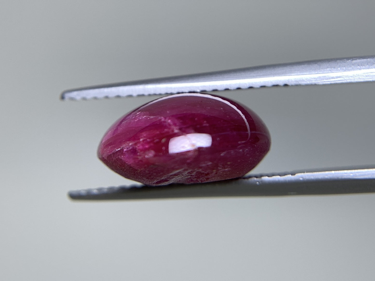 ルビー 天然 12.003ct 宝石ソーティング付き 14.5㎜×12.8㎜×6.5㎜ ルース( 裸石 ) 6877Y