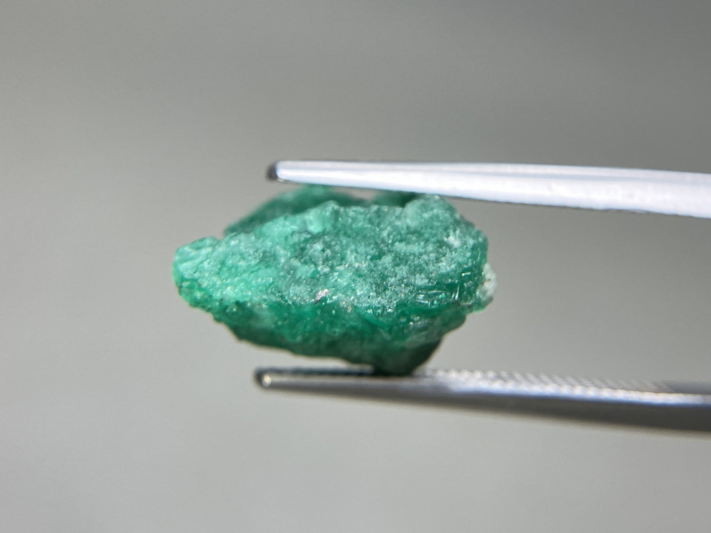 エメラルド 天然 7.245ct 宝石ソーティング付き 16.2㎜×12.1㎜×8.1㎜ ルース( 裸石 ) 7533YY
