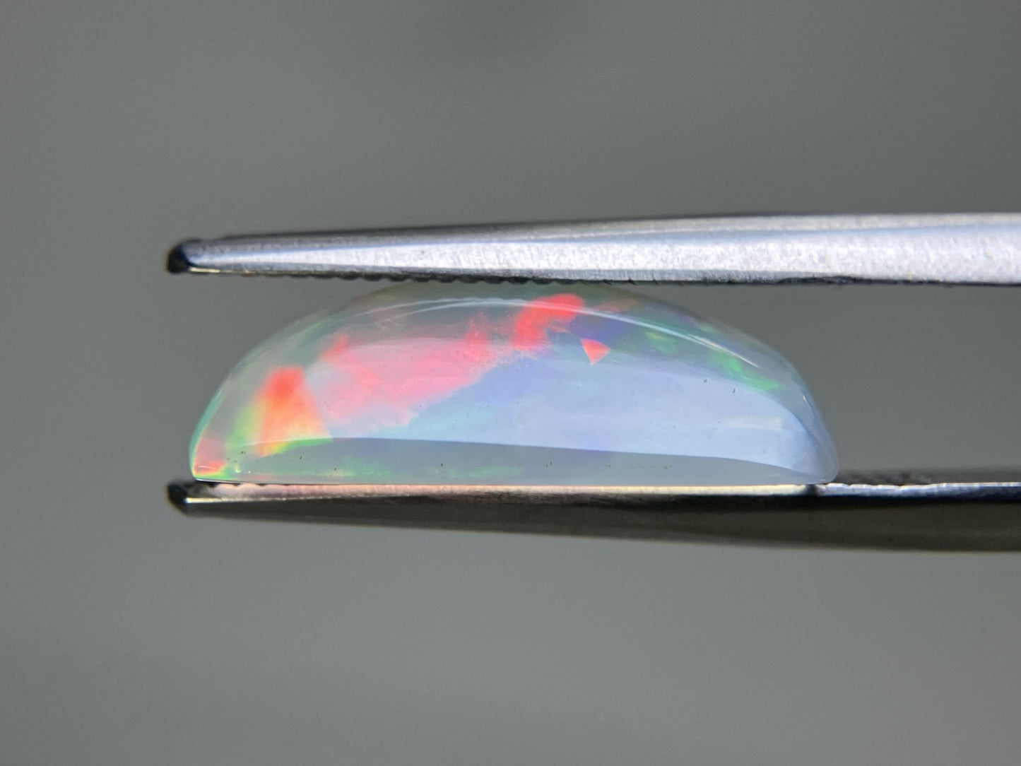 オパール 2.868ct 宝石ソーティング付き 15.5㎜×7.3㎜×4.8㎜ 天然 ルース( 裸石 ) 4577YY