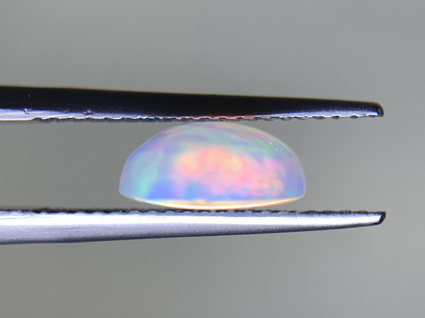 オパール 2.793ct 半クリスタル 宝石ソーティング付き 13.1㎜×9.1㎜×4.3㎜ ルース( 裸石 ) 3043Y