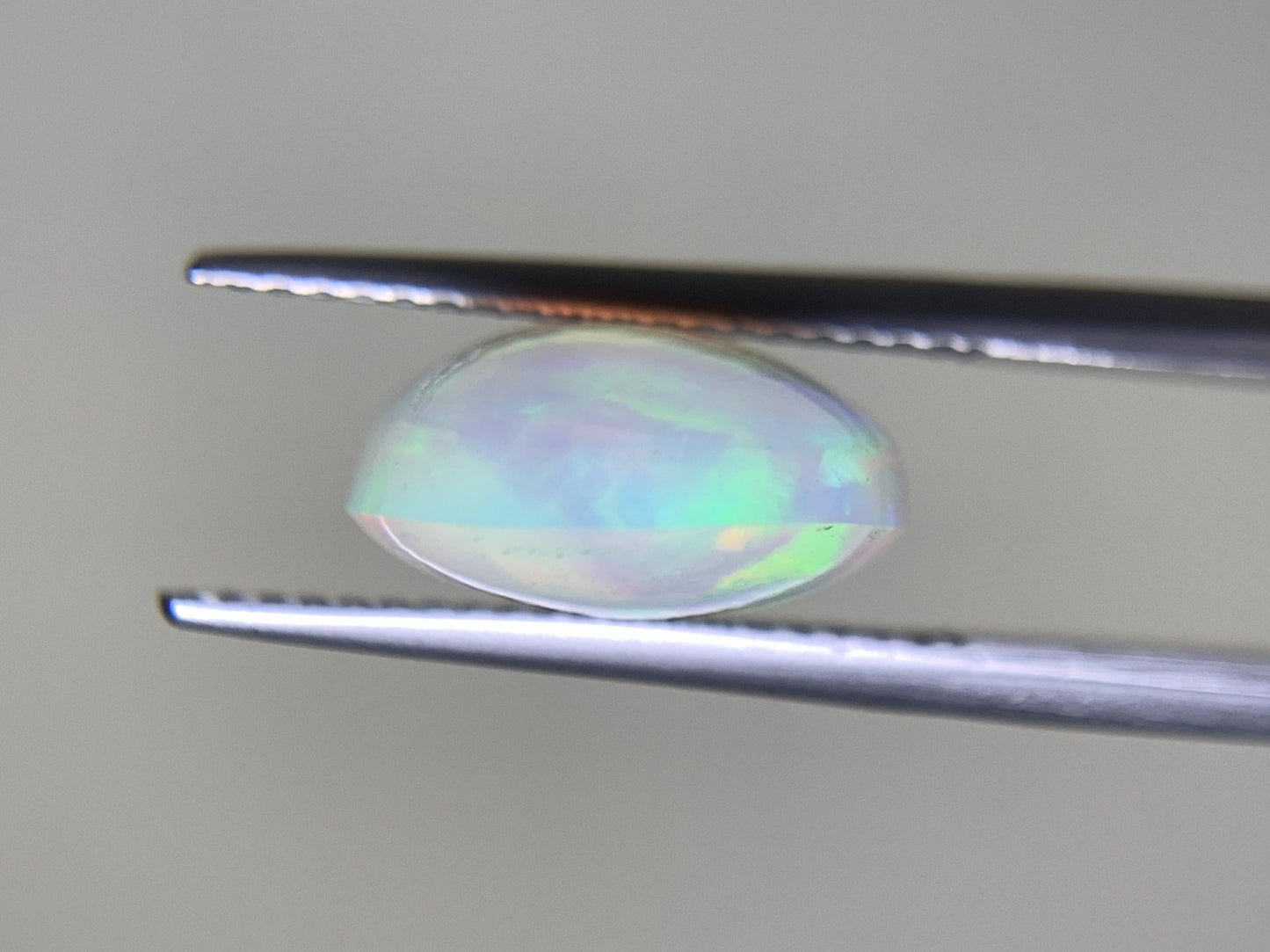 オパール 5.031ct 宝石ソーティング付き 15.4㎜×11.7㎜×6.1㎜ ルース( 裸石 ) 3028Y