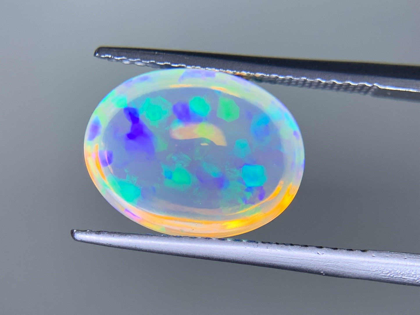 オパール 3.949ct 宝石ソーティング付き 12.9㎜×10.0㎜×5.6㎜ ルース( 裸石 ) 3893Y
