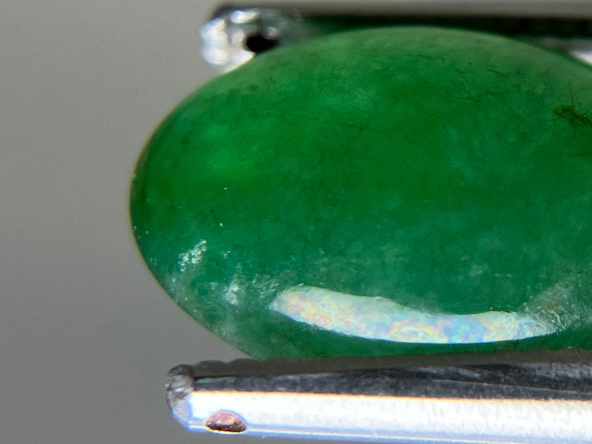 ひすい(ヒスイ 翡翠) 天然 4.005ct 宝石ソーティング付き 12.3㎜×8.8㎜×4.1㎜ ルース( 裸石 ) 7469YY