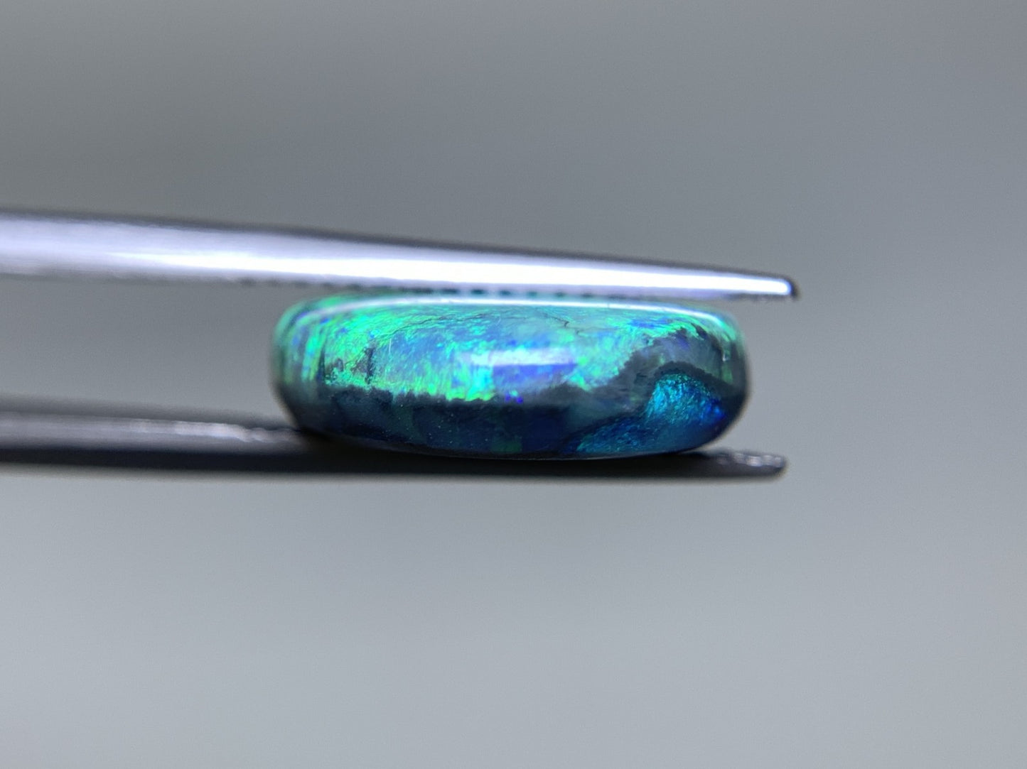 ブラックオパール 天然 9.51ct GIA宝石鑑別書&中央宝石ソーティング付き 19.47㎜×14.96㎜×4.67㎜ 天然 ルース( 裸石 ) 5012Y