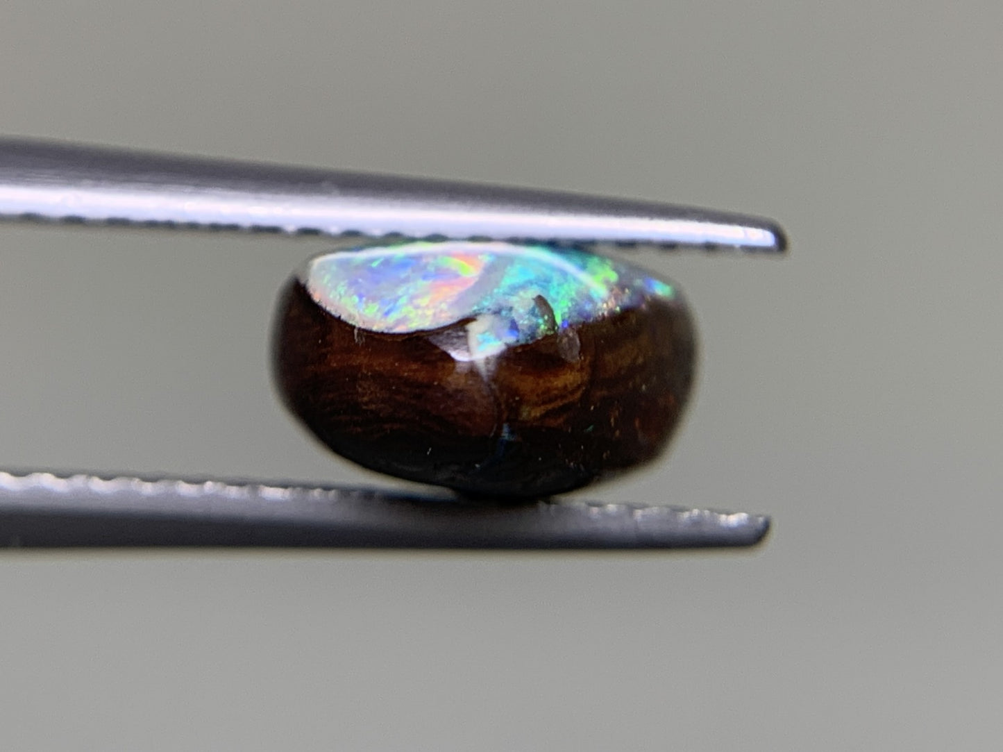 ボルダーオパール 3.882ct 宝石ソーティング付き 11.0㎜×8.2㎜×5.2㎜ ルース( 裸石 ) 2043Y