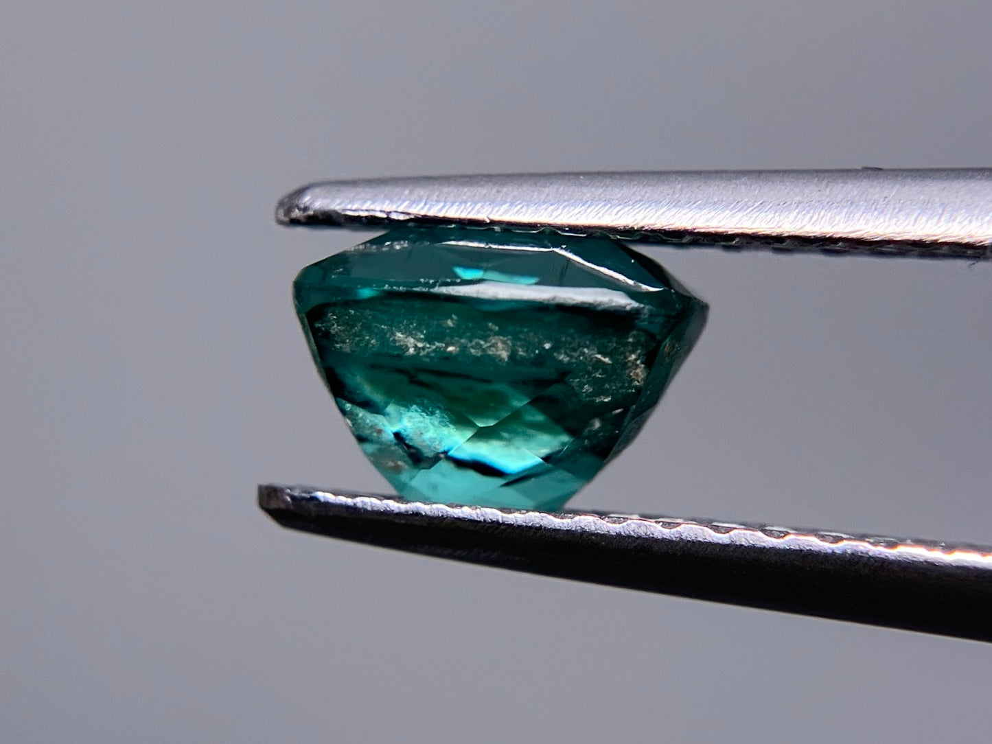 トルマリン 1.492ct 宝石ソーティング付き 6.9㎜×5.8㎜×4.7㎜ ルース( 裸石 ) 3255S