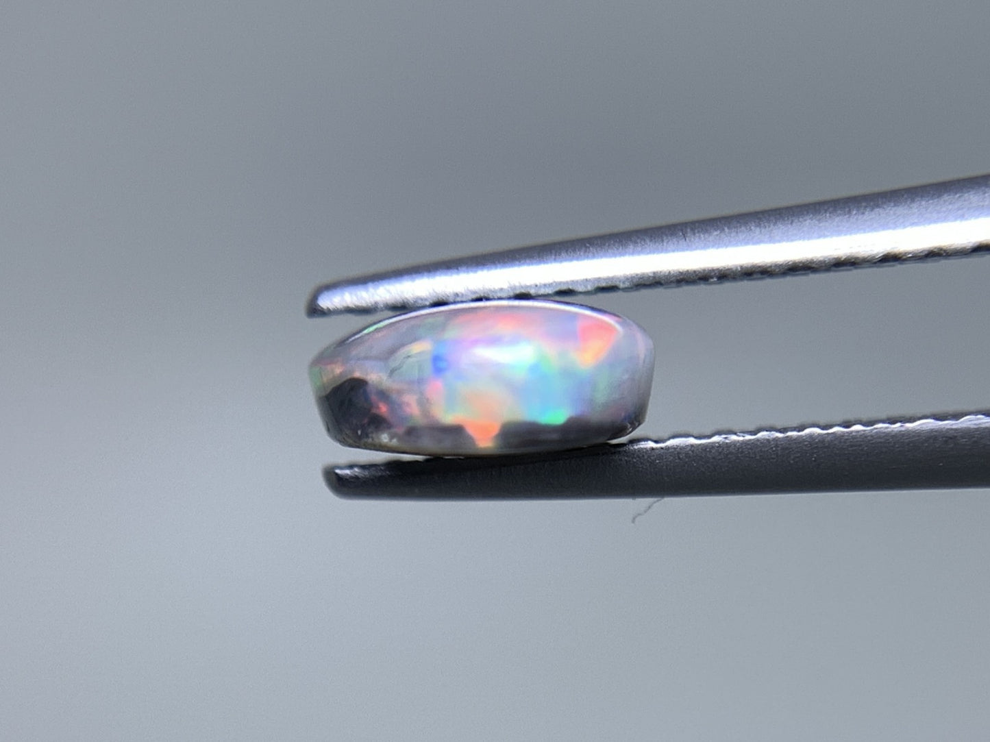 ブラックオパール 天然 1.266ct 宝石ソーティング付き 9.2㎜×6.9㎜×3.0㎜ ルース( 裸石 ) 8131Y