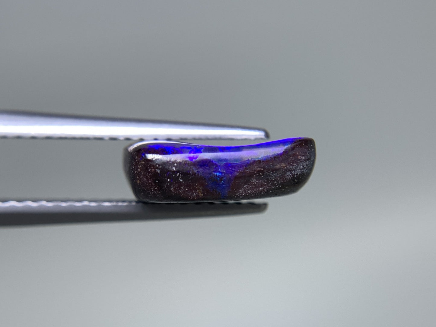 ボルダーオパール 天然 3.849ct 宝石ソーティング付き 11.4㎜×9.6㎜×3.8㎜ ルース( 裸石 ) 8138Y