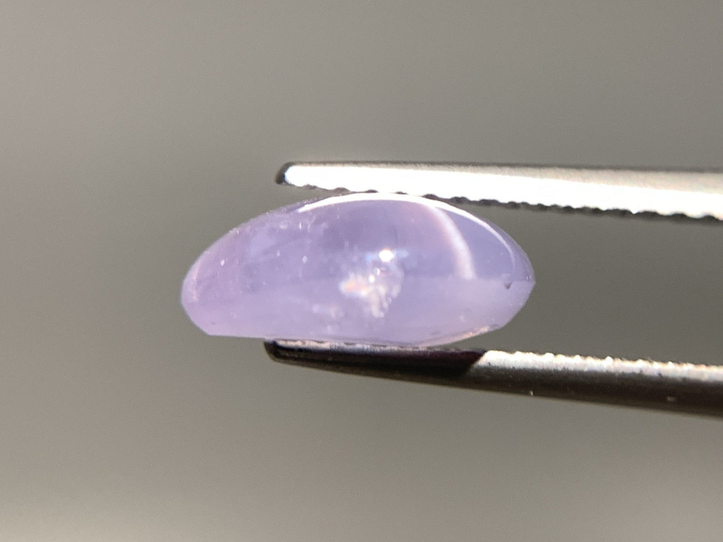 スターサファイア 天然 3.896ct 中央宝石ソーティング付き 10.1㎜×8.4㎜×4.3㎜ ルース( 裸石 ) 6008Y