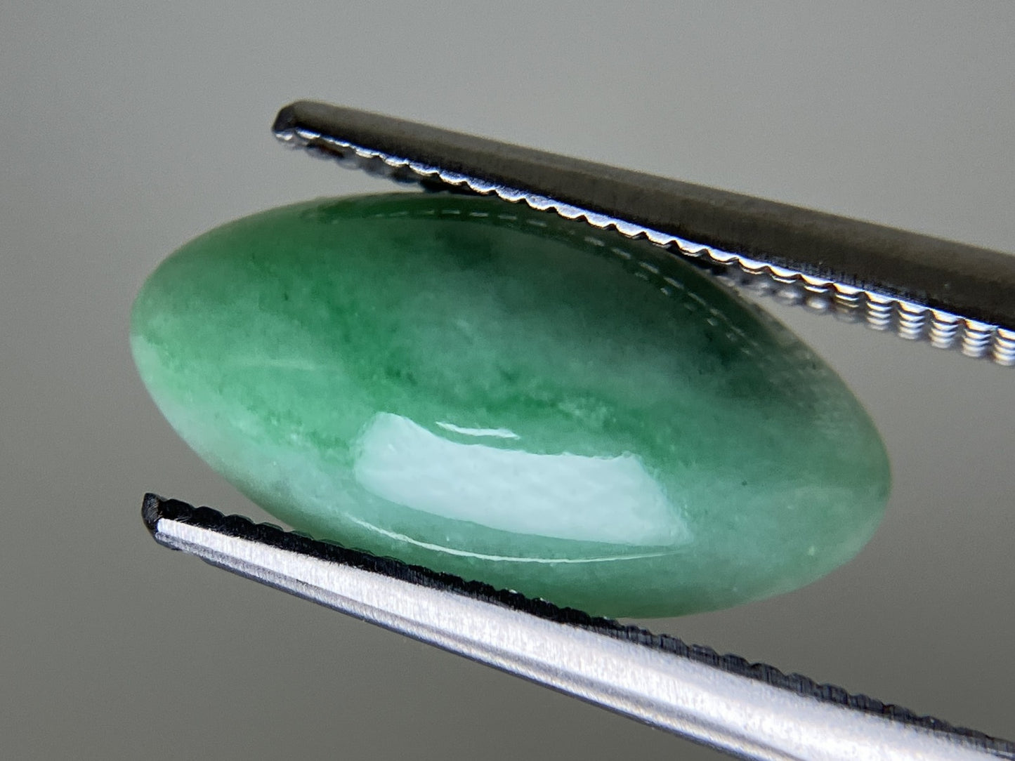 ひすい(ヒスイ 翡翠) 2.903ct 宝石ソーティング付き 14.7㎜×7.5㎜×3.1㎜ ルース( 裸石 ) 4414YY