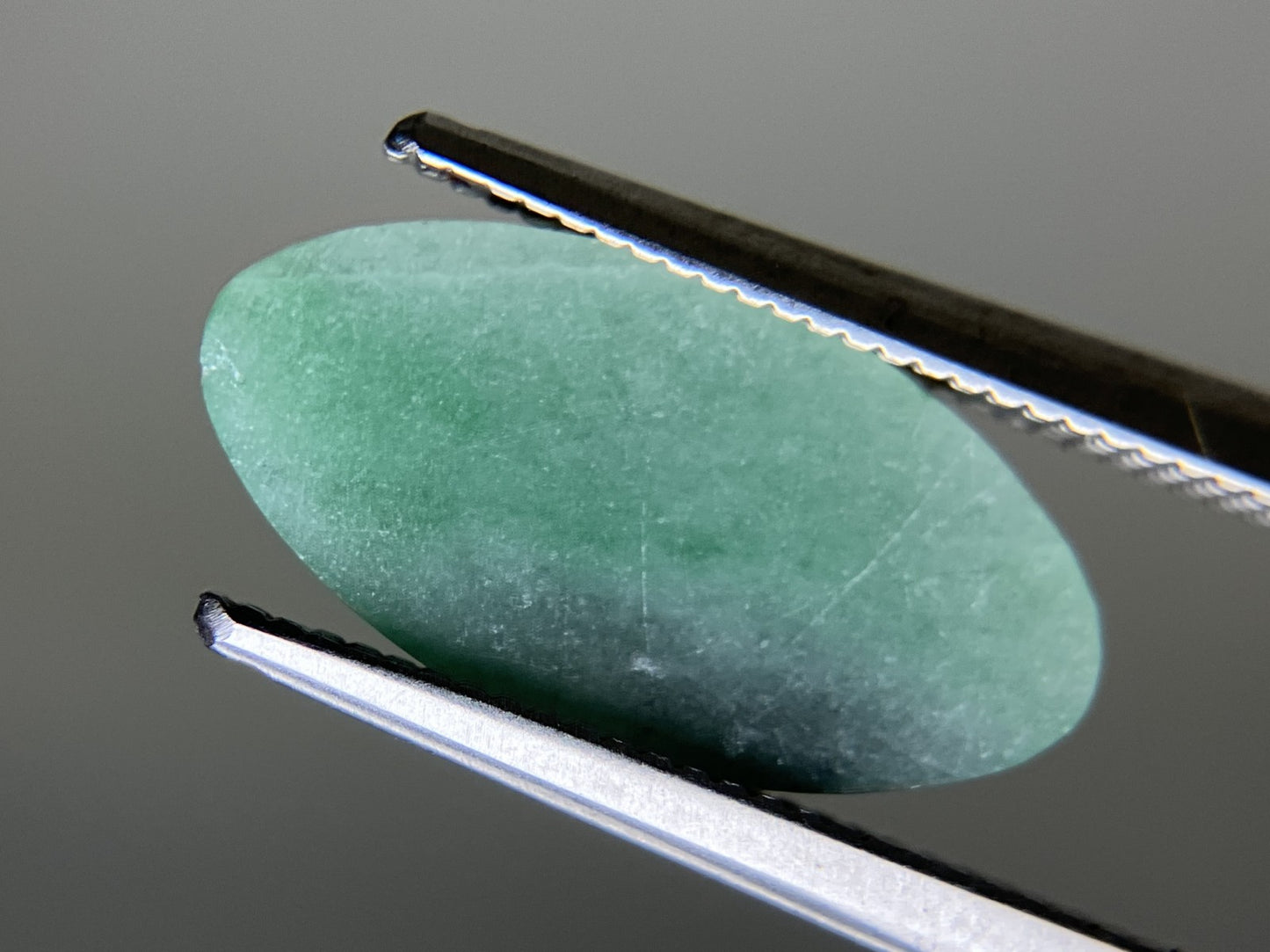 ひすい(ヒスイ 翡翠) 2.903ct 宝石ソーティング付き 14.7㎜×7.5㎜×3.1㎜ ルース( 裸石 ) 4414YY