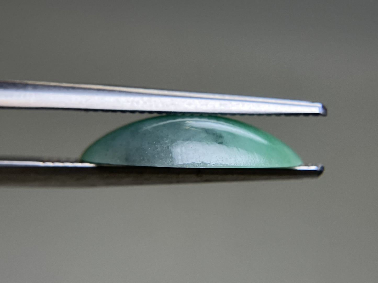 ひすい(ヒスイ 翡翠) 2.903ct 宝石ソーティング付き 14.7㎜×7.5㎜×3.1㎜ ルース( 裸石 ) 4414YY